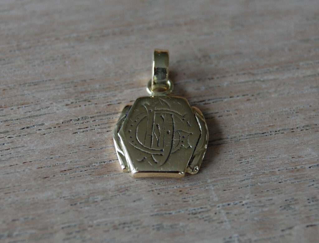 hanger zegel goud