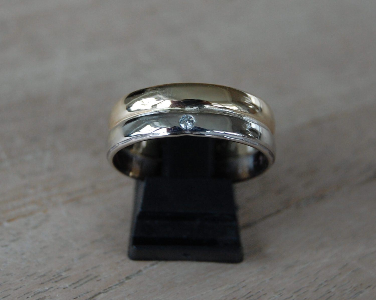 trouwring geelgoud verlovingsring witgoud diamant