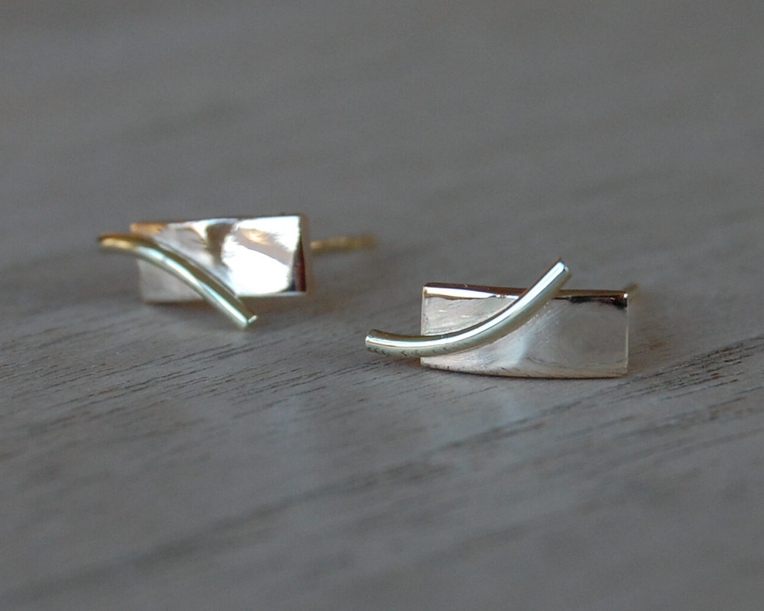 Oorbellen gemaakt uit het goud van een aangeleverd collier.