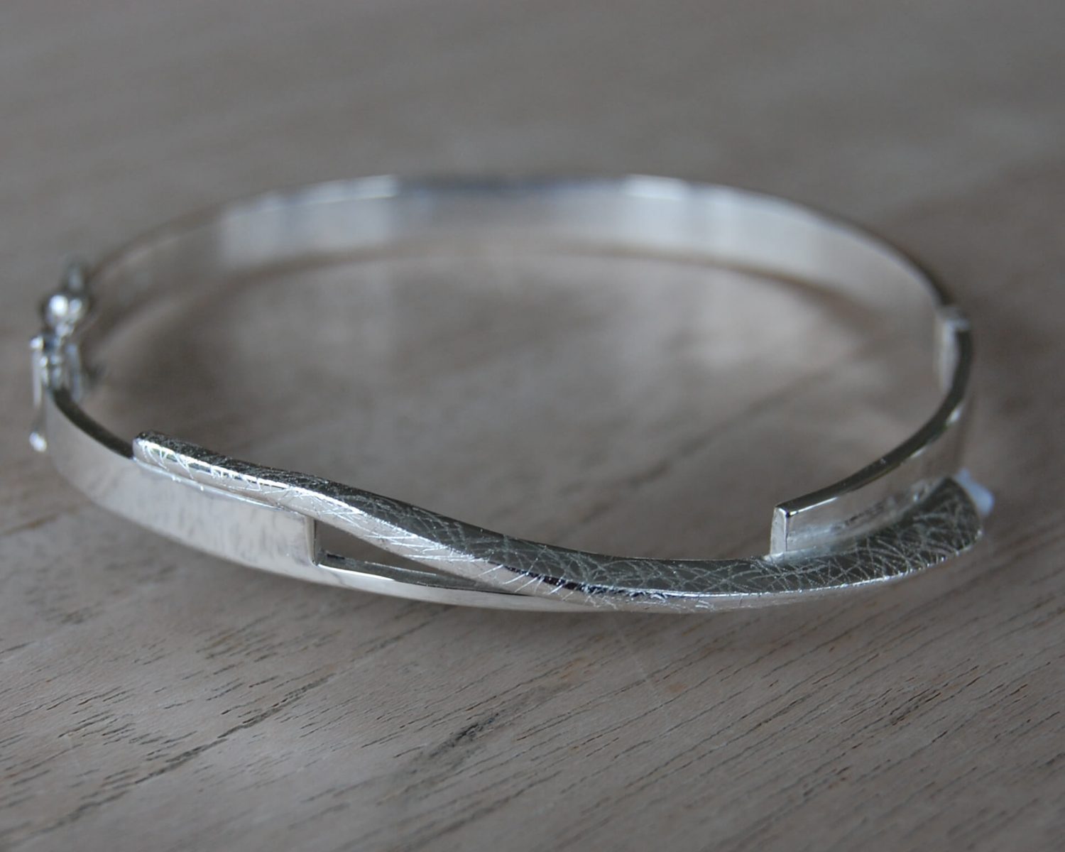 Armband in zilver.