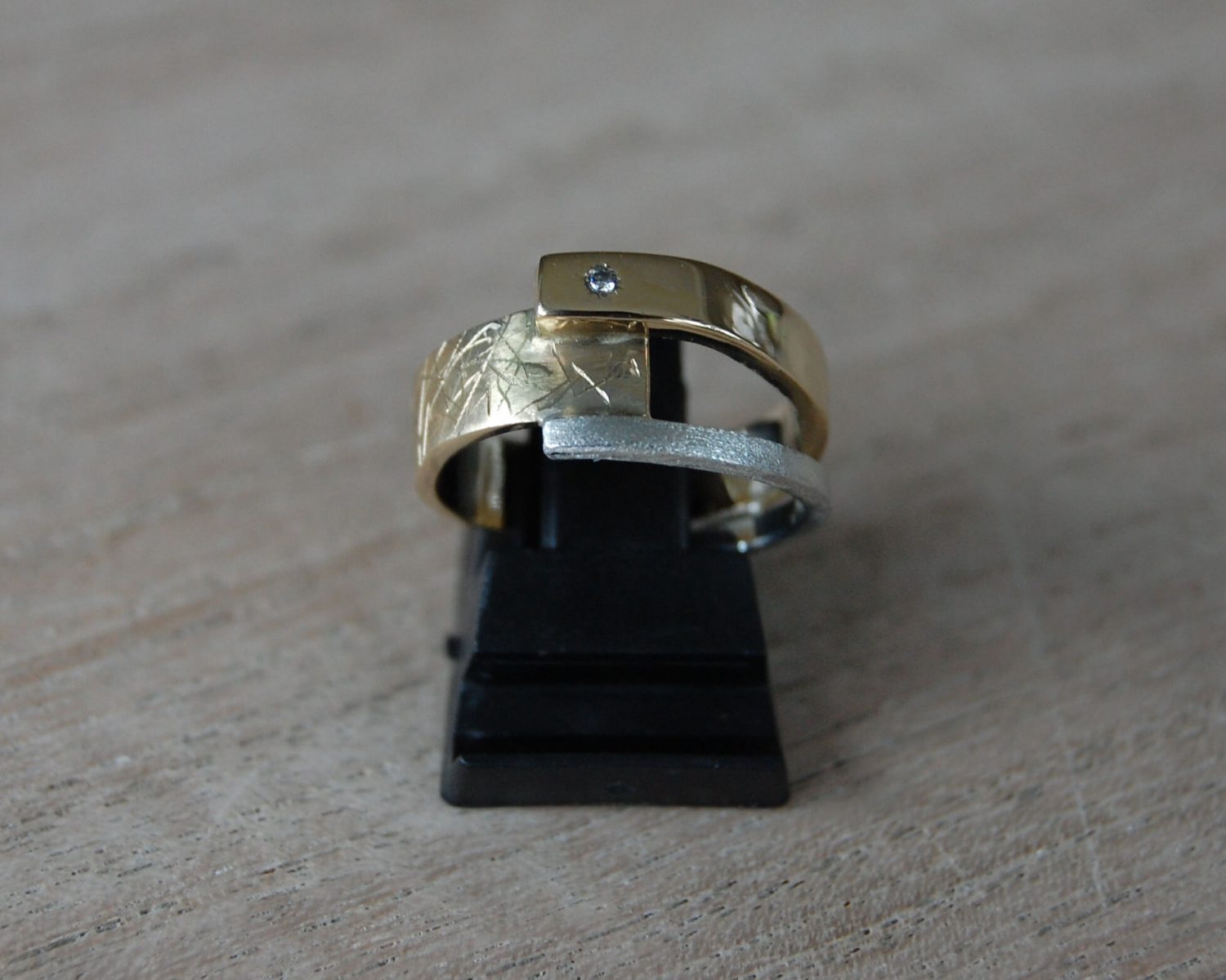 ring goud zilver diamant as