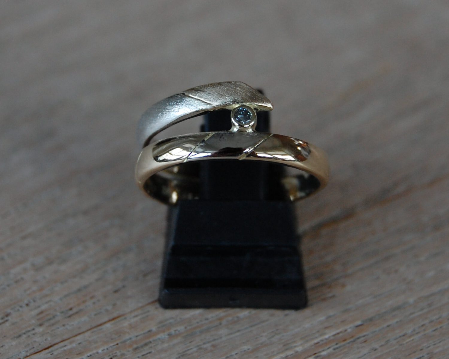ring trouwringen geelgoud witgoud diamant