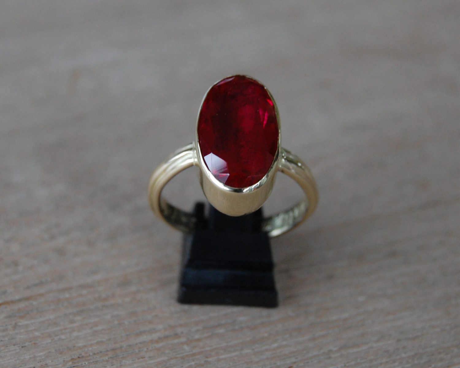 ring goud robijn as