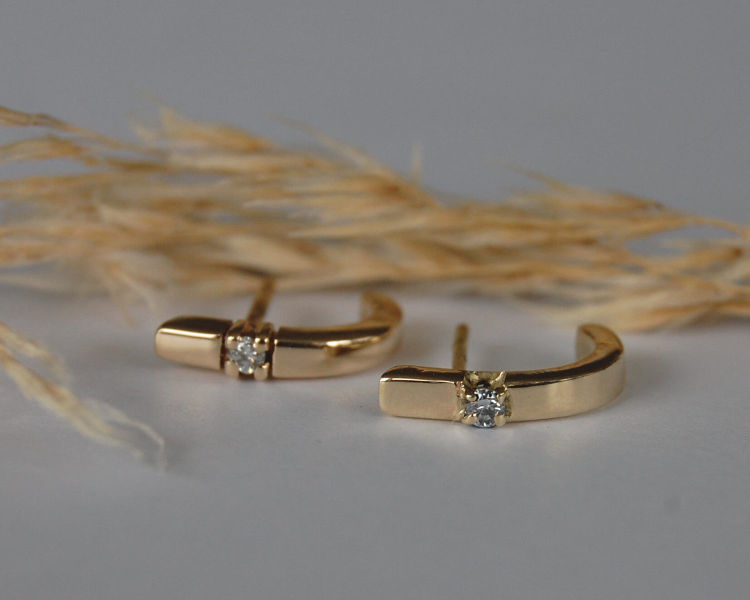 oorbel goud diamant