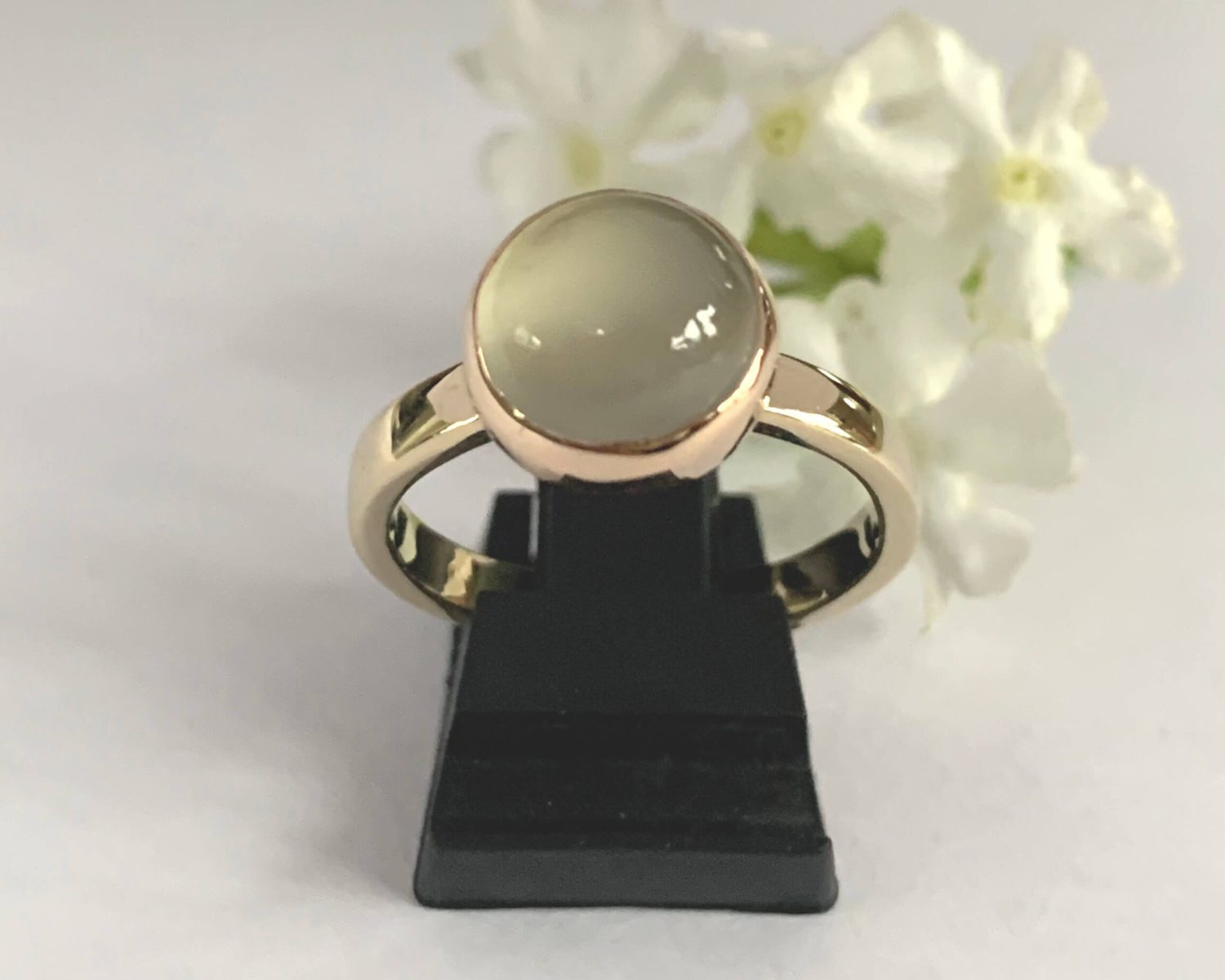 ring goud maansteen
