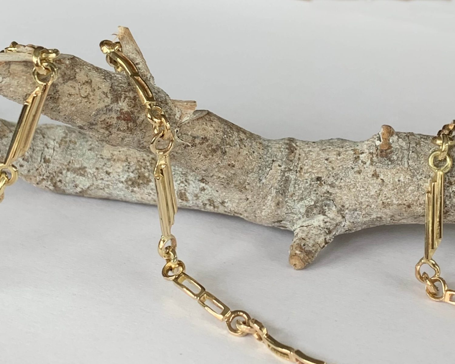 damesarmbanden goud
